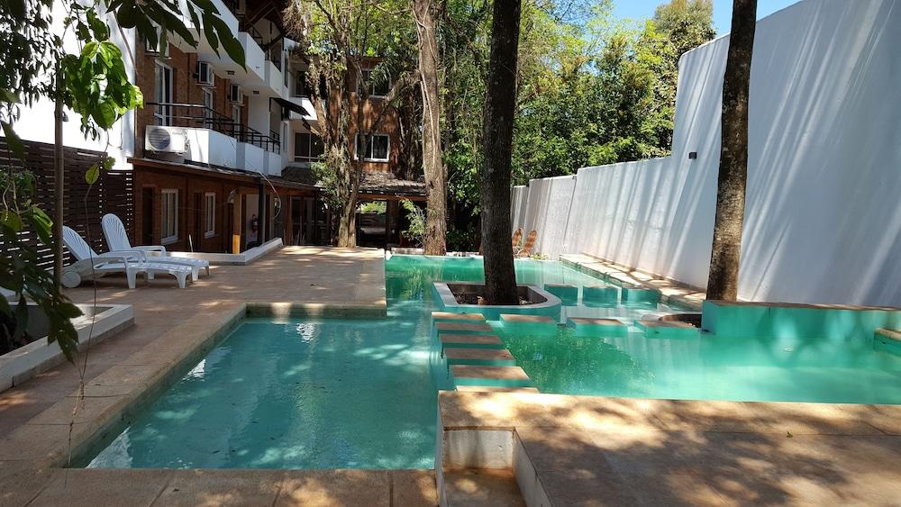 Kelta Hotel Puerto Iguazu Centro Bagian luar foto