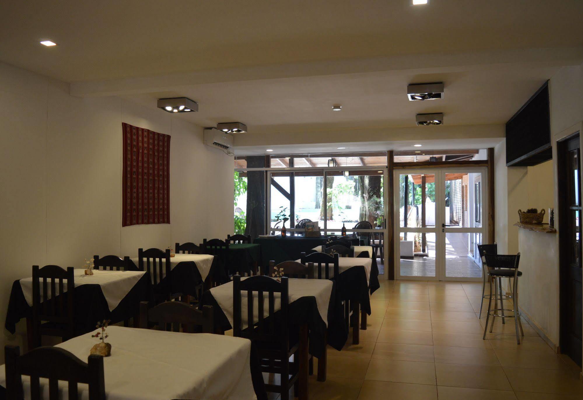 Kelta Hotel Puerto Iguazu Centro Bagian luar foto
